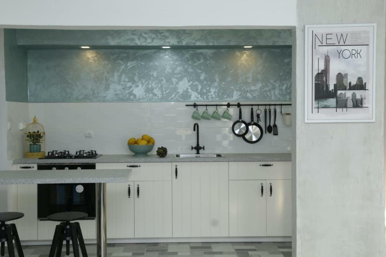 Artichoke Boutique Apartment Haifa Exterior photo